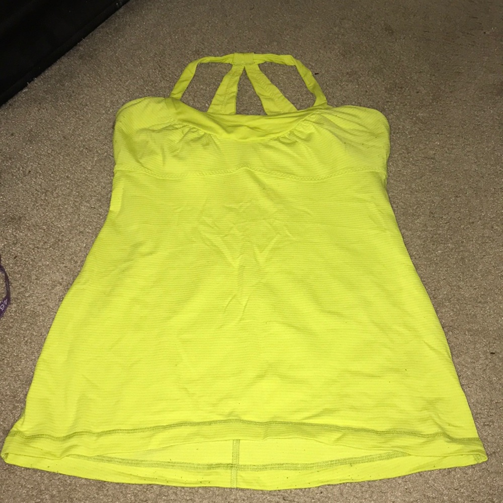 SOLD! Lululemon work out top